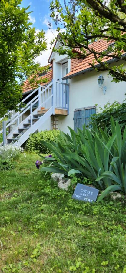 Le Petit Lavoir - Joli Studio A Mayet Eksteriør billede